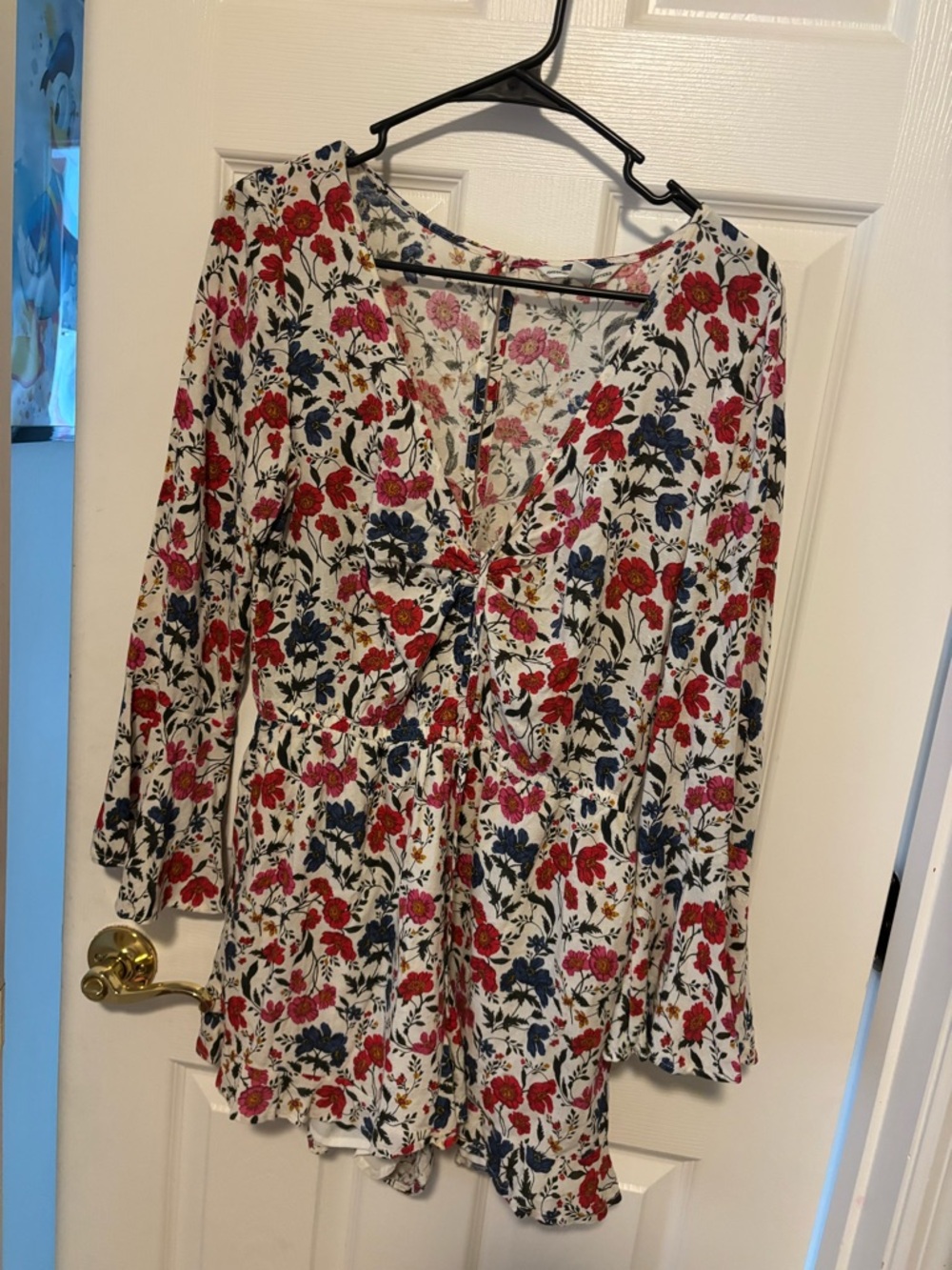 American Eagle Outfitters Floral V-Neck Romper - White with Red & Blue Flowers